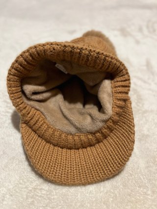 Gorro de invierno con pompón