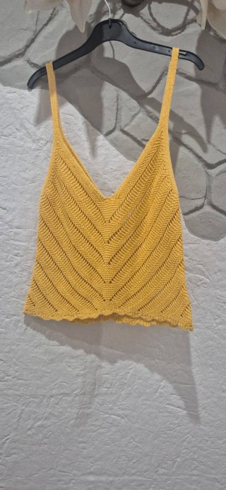 Camiseta tirantes tejida amarilla talla única