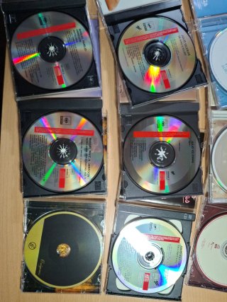 Lote 12 CDs Intérpretes Solistas