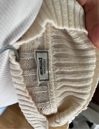 Jersey de cuello alto trenzado blanco