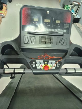 Cinta de Correr BH modelo Levity RSII,