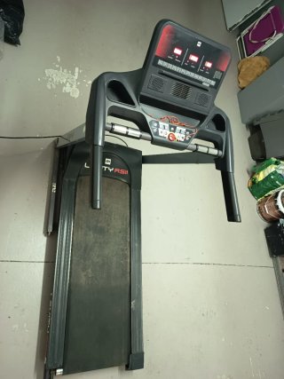 Cinta de Correr BH modelo Levity RSII,