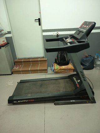 Cinta de Correr BH modelo Levity RSII,