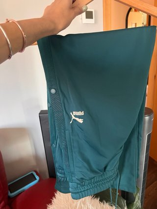 Pantalón chándal Puma verde botellla