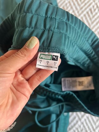 Pantalón chándal Puma verde botellla