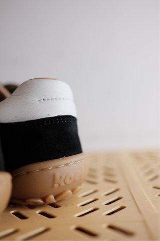Tênis Koel Barefoot Preto e Multicolor