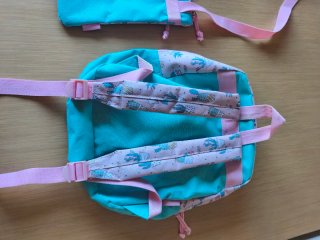 Mochila y bolso estampado cactus