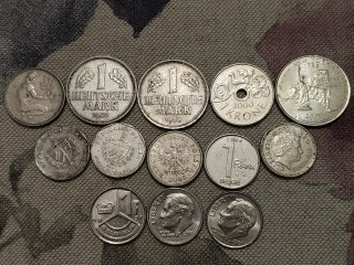 Colección de monedas internacionales 13 monedas