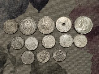 Colección de monedas internacionales 13 monedas