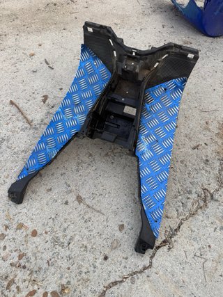 Suelo Aluminio Yamaha Aerox Azul