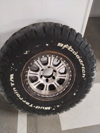 Llantas bleablok para nissan BFGoodrich Mud-Terrai