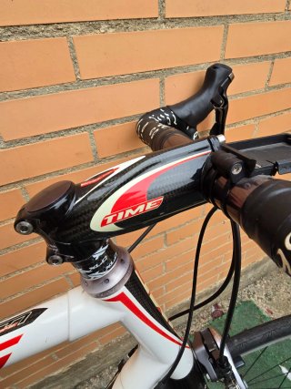 Bicicleta de carretera TIME EDGE R5