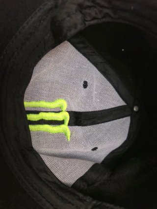 Gorra Monster Energy Negra y Verde