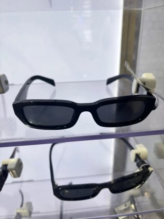 Gafas de sol negras