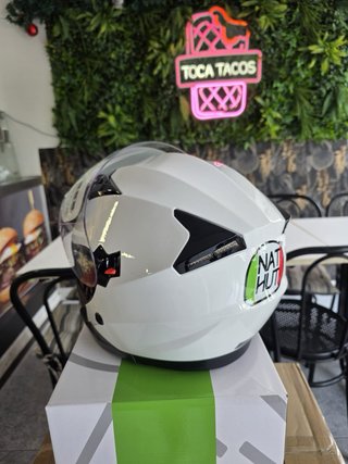 Casco de moto negro y blanco tallas L M