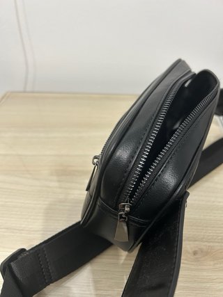 Riñonera Lacoste Negra