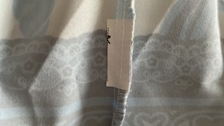 Kimono estampado tropical blanco y azul