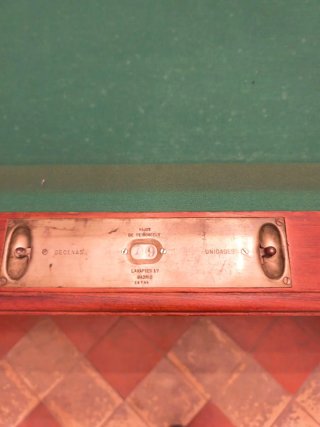 Antigua mesa de billar Hispano-Francesa de madera