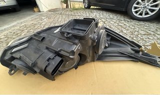Farol LED Esquerdo Ford Focus 2016