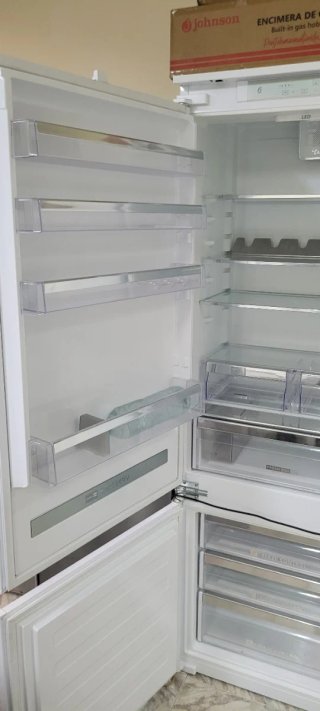 Nevera blanca mueble 2m x 70cm