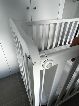 Cuna de bebé blanca