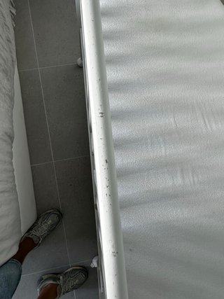 Cuna de bebé blanca