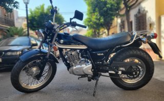 Suzuki Van Van 125cc Naked Negra