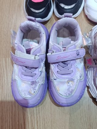 Zapatos Niña Morados con Dibujos