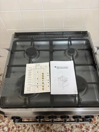 Cocina y horno de gas butano