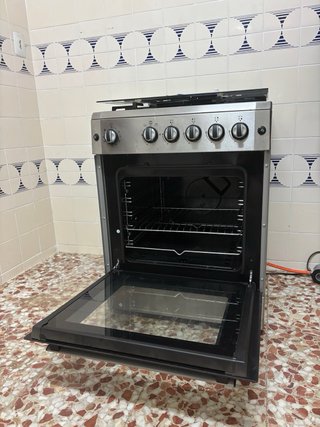 Cocina y horno de gas butano