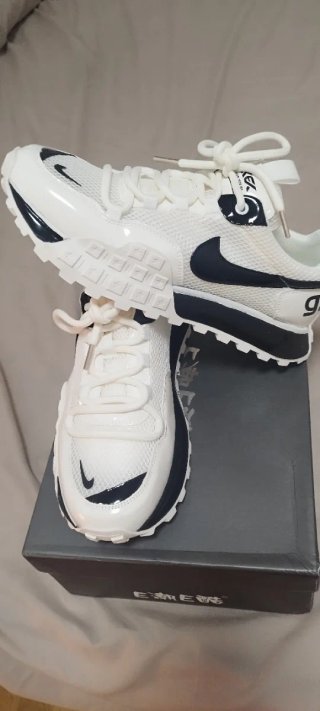 Zapatillas deportivas talla 43