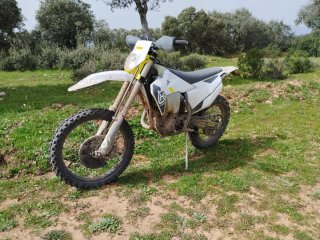 Husqvarna FE 350 Enduro Moto
