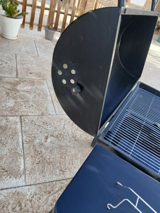 Barbacoa de carbón Tehama Goodhome con funda