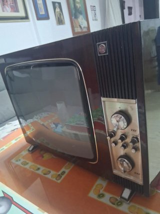 Televisor TRQ de válvulas