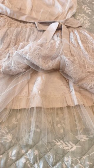 Vestido Naf Naf Beige corset y encaje