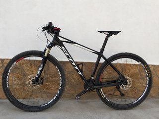 Bicicleta Scott Scale 910