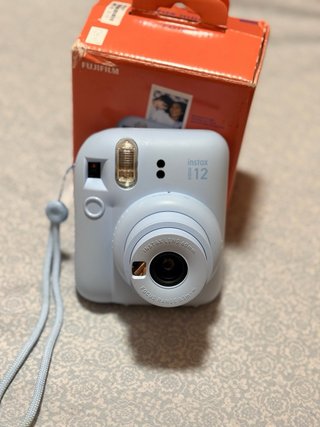 Cámara Fujifilm Instax Mini 12 Azul , NUEVA