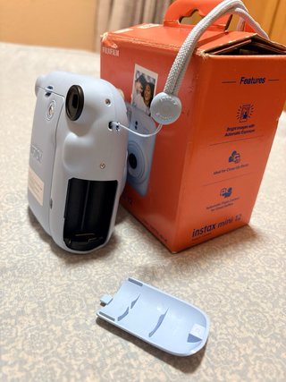 Cámara Fujifilm Instax Mini 12 Azul , NUEVA