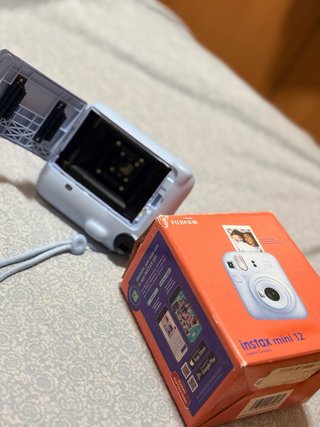 Cámara Fujifilm Instax Mini 12 Azul , NUEVA