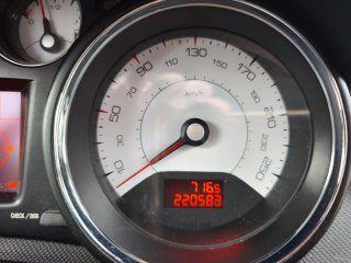 Peugeot 308 2011