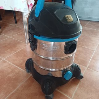 Aspiradora Sólidos y Líquidos