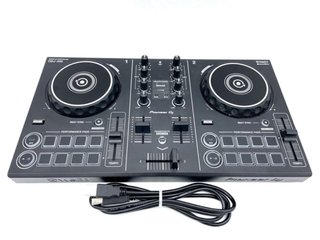 Controlador DJ Pioneer DDJ-200
