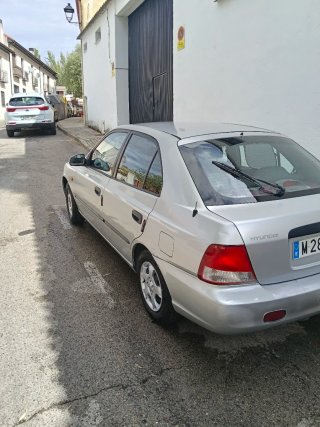Hyundai Accent 2000