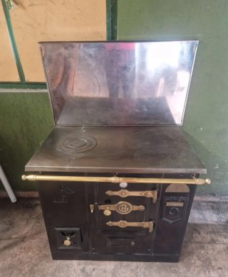 Cocina de carbón Hergom