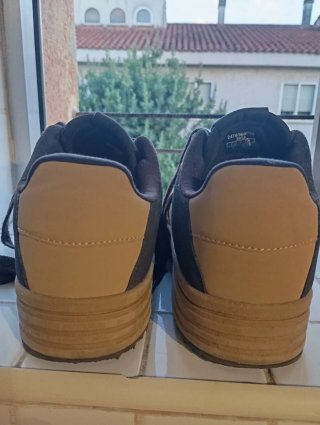 Zapatillas Bershka Beige y Marrón