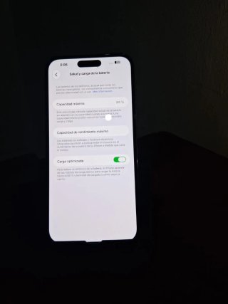 iPhone 14 Pro Max Morado Oscuro