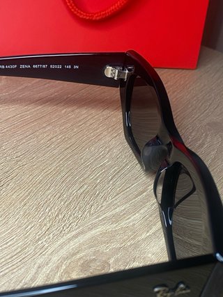 Ray-Ban RB4430 Zena Occhiali da Sole Neri