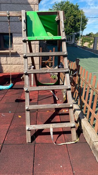 Parque Infantil Madera con Tobogán y Columpios