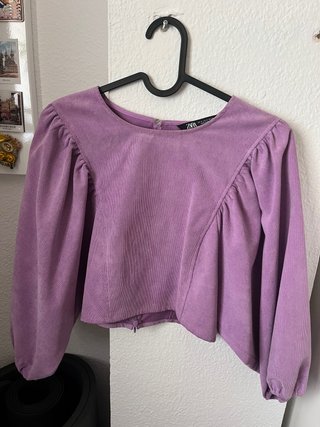 Blusa Zara manga abullonada morada