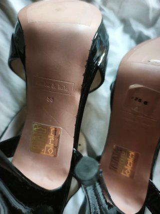 Tacones Bimba y Lola Negros Charol